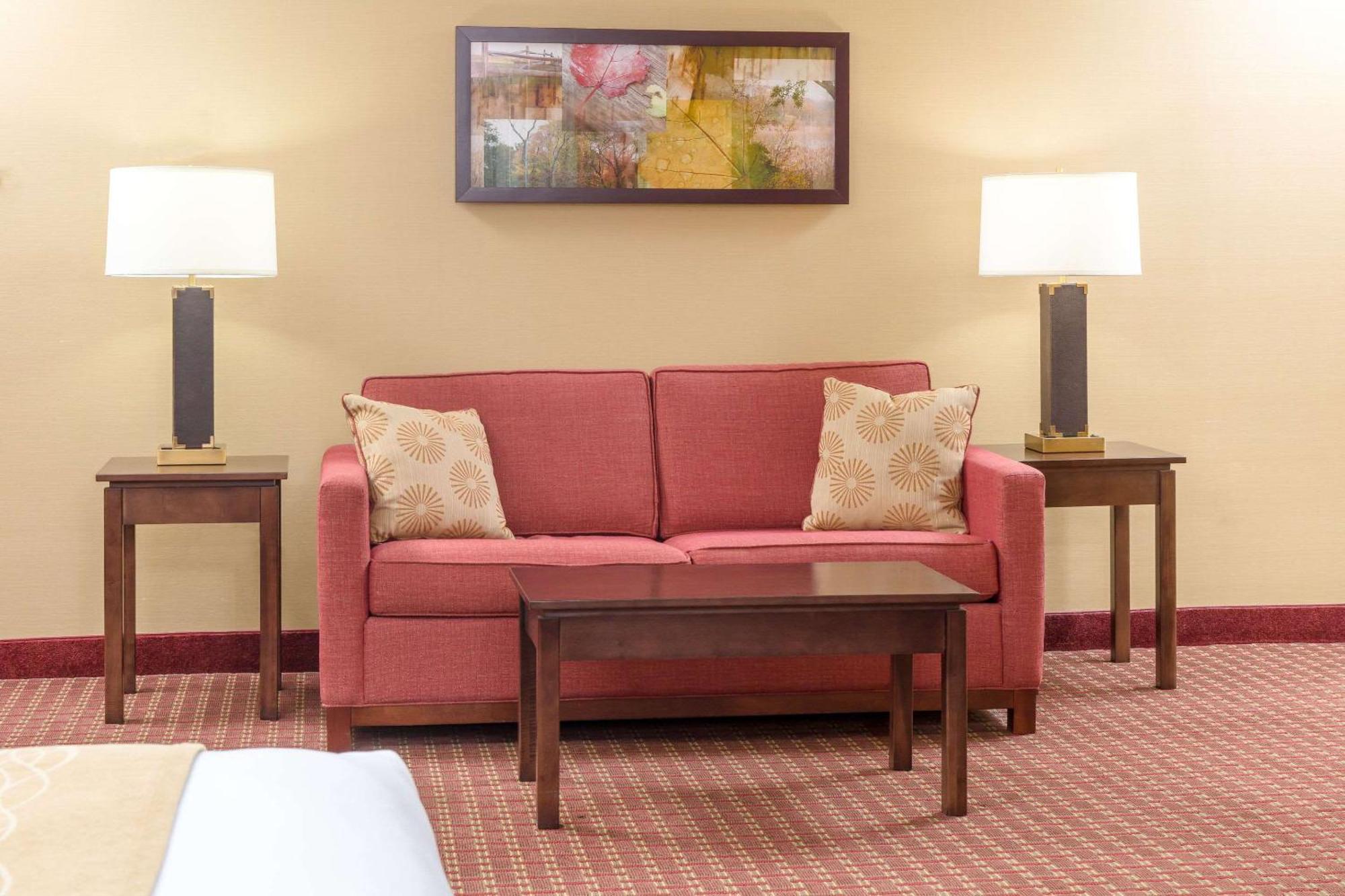Comfort Inn & Suites Near Burke Mountain Saint Johnsbury Buitenkant foto