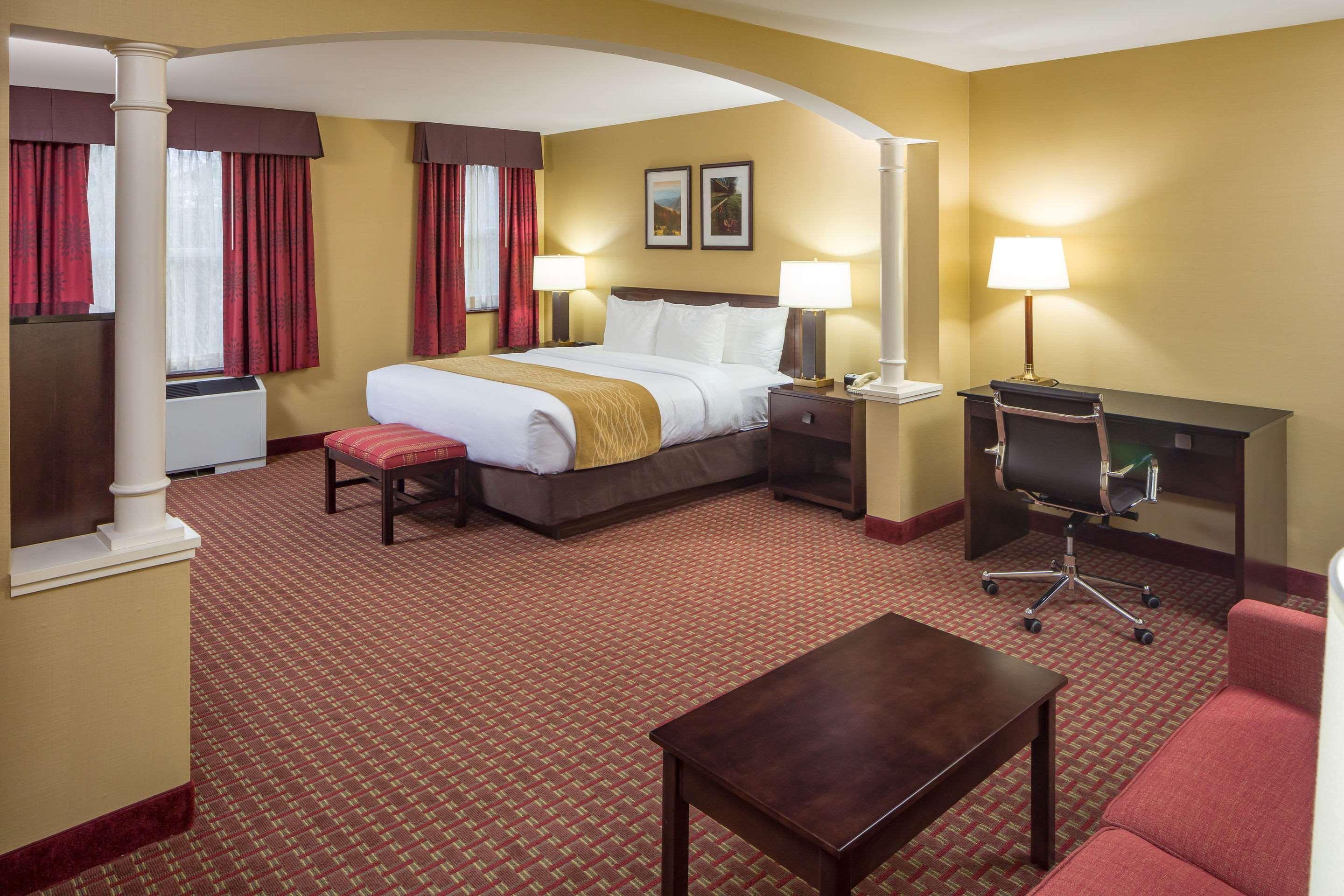Comfort Inn & Suites Near Burke Mountain Saint Johnsbury Buitenkant foto