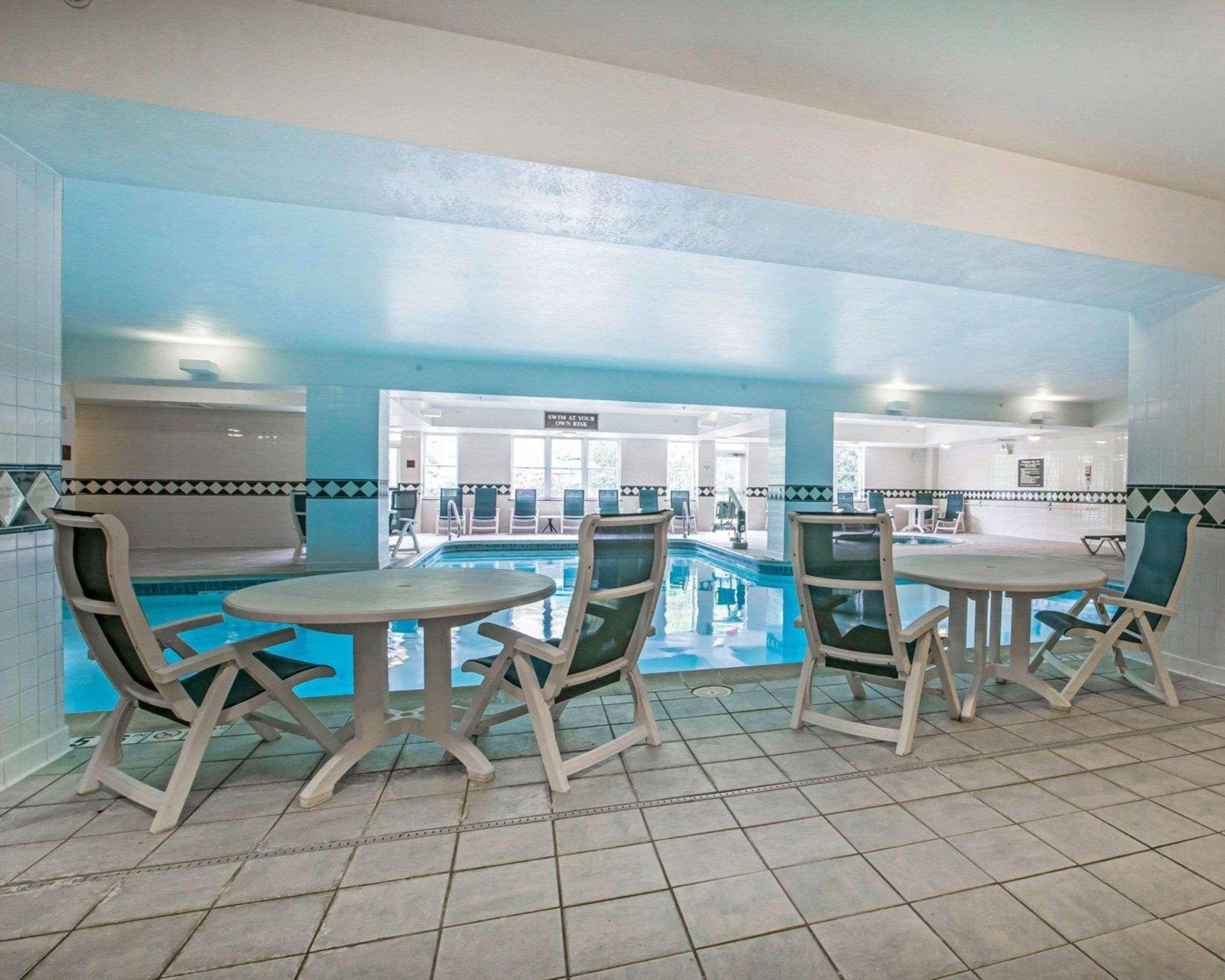 Comfort Inn & Suites Near Burke Mountain Saint Johnsbury Buitenkant foto