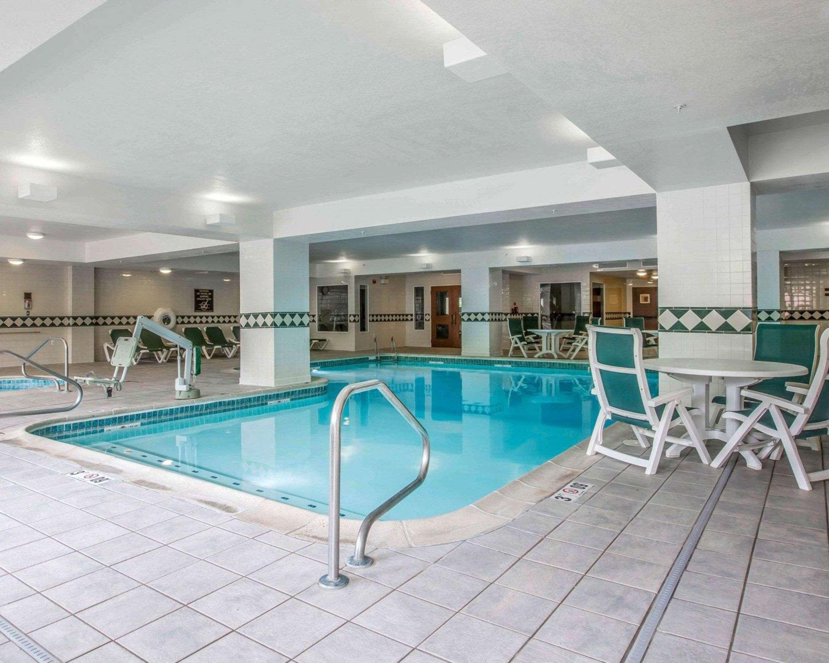 Comfort Inn & Suites Near Burke Mountain Saint Johnsbury Buitenkant foto