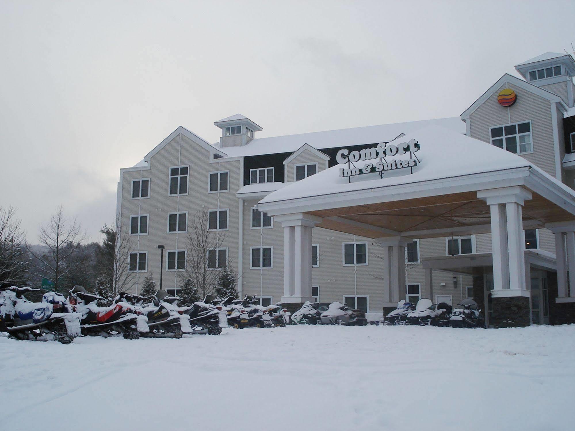 Comfort Inn & Suites Near Burke Mountain Saint Johnsbury Buitenkant foto