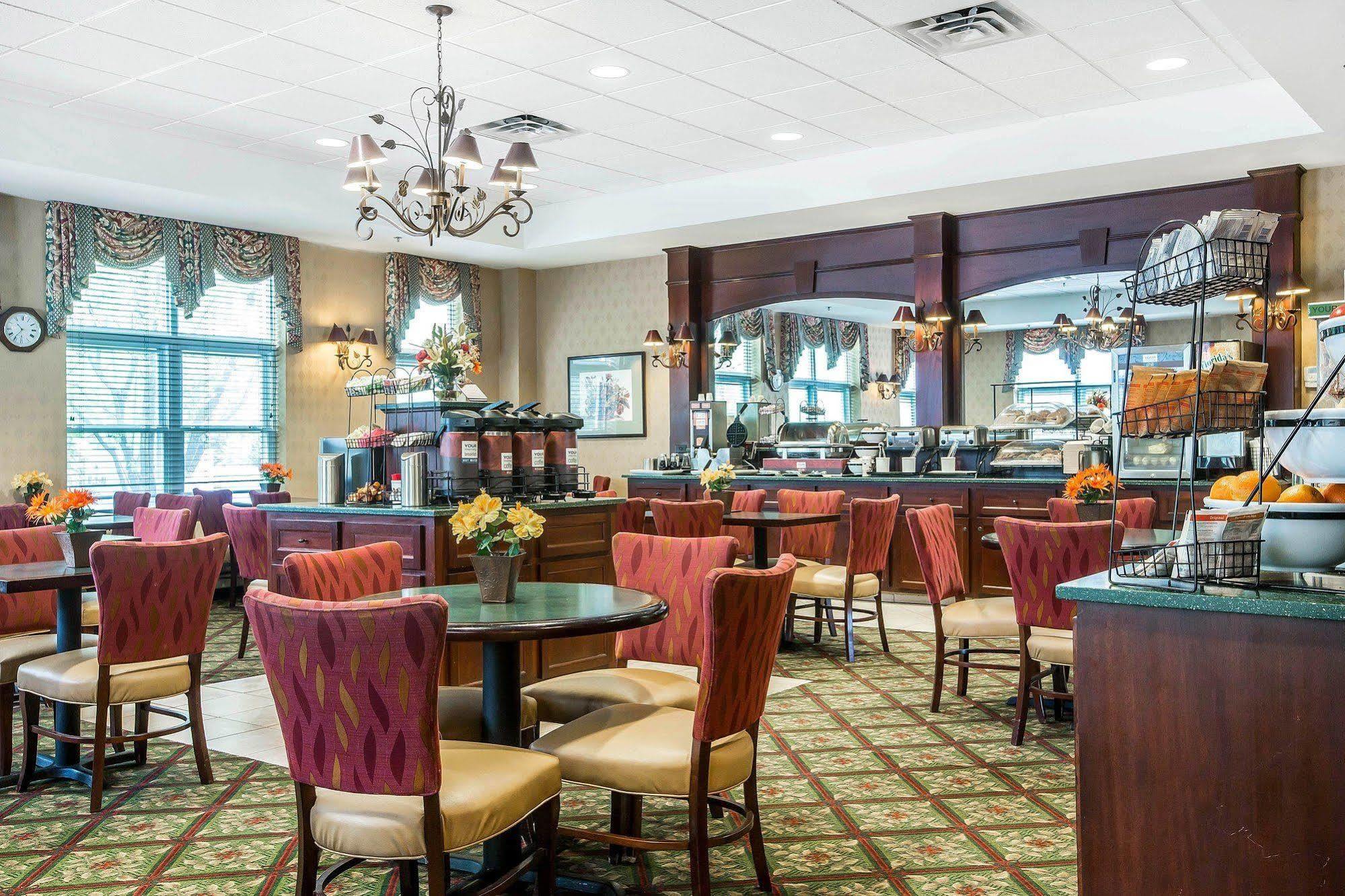 Comfort Inn & Suites Near Burke Mountain Saint Johnsbury Buitenkant foto