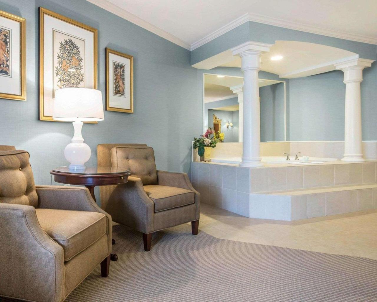 Comfort Inn & Suites Near Burke Mountain Saint Johnsbury Buitenkant foto